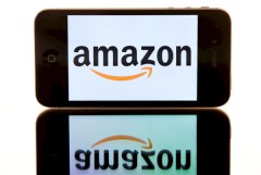 Amazon verkauft jetzt Smartphones mit Mobilfunk-Vertrgen der Telekom.
