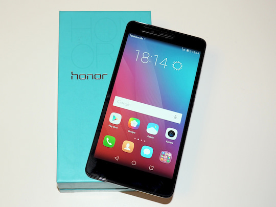 Honor 5X im Unboxing: Dual-SIM-Smartphone fr 230 Euro