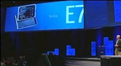 Nokia zeigt das neue Nokia E7 in London.