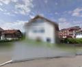 Ein verpixeltes Haus bei Google Street View. 