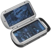 Ein Powerpack mit Solarzellen von Varta.