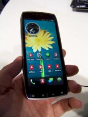 Das Gingerbread-Smartphone Iconica Smart von Acer.