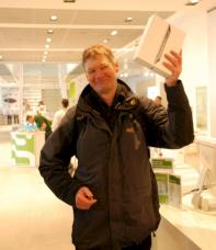 Der erste iPad-Kufer bei Gravis in Berlin
