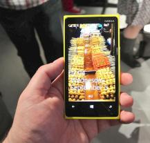 Das Display des Nokia Lumia 920 beeindruckt.