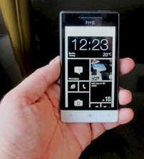 HTC 8S mit knapp kalkuliertem Preis