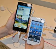 Nimm 2 in 1: Huawei zeigt neues Dual-SIM-Smartphone