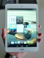 Acer Iconia A1-830 verfgt ber ein 7,9-Zoll-Display