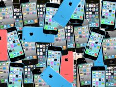 Viele, viele bunte iPhones: Apple hat inzwischen die 500-Millionen-Marke berschritten.