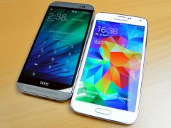 HTC One (M8) und Samsung Galaxy S5 im Vergleich