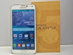 Das Samsung Galaxy S5 gibt es auch als Dual-SIM-Smartphone