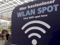 Betreiber von WLAN-Hotspots knnen in Deutschland wegen der Strerhaftung rechtliche Schwierigkeiten bekommen.