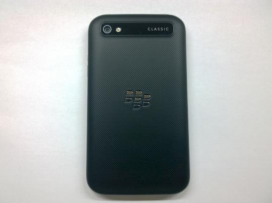 Kunststoff-Rckseite des neuen Blackberry-Boliden