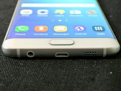 Samsung Galaxy S6 Edge+: Rahmen aus Metall und gewohnte Platzierung der unteren Schnittstellen