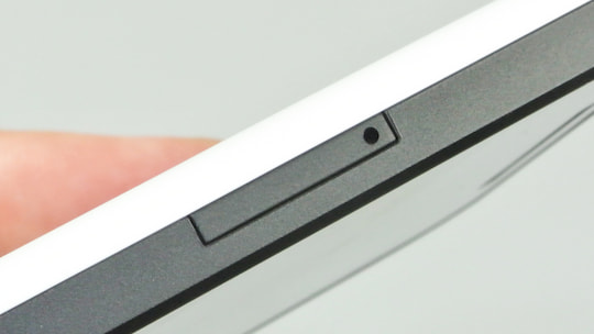 Hier versteckt sich der SIM-Karten-Schlitten beim Nexus 5X