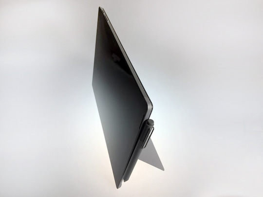 Surface Pro 4 Kickstand