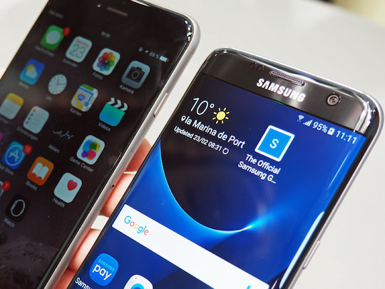 Samsung Galaxy S7 Edge und Apple iPhone 6S Plus im Display-Vergleich