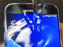 Das Samsung Galaxy S7 im Wasser-Test
