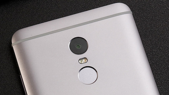 Haupt-Kamera und Fingerabdruckscanner beim Xiaomi Redmi Note 4