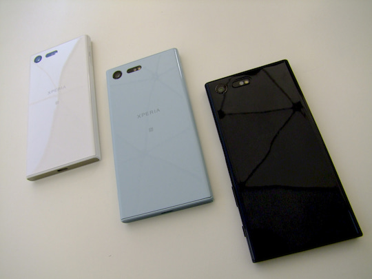 Sony Xperia X Compact in drei Farben