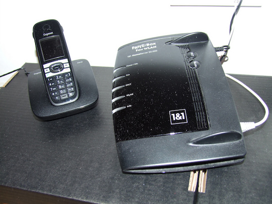 Die FRITZ!Box bernimmt die Aufgabe als Telefonanlage und reiner DSL-Router.