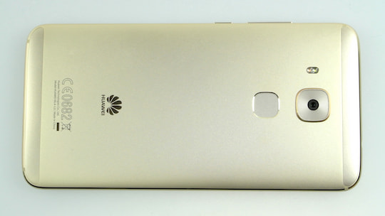 Huawei Nova Plus zeigt sich in Metall-Gehuse im bekannten Look