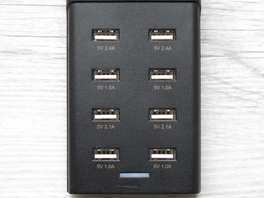 Laut USB-Multimeter unterscheiden sich diese Ports berhaupt nicht