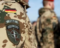 Soldaten  der Bundeswehr bei einer ISAF-Mission (Symbolbild)