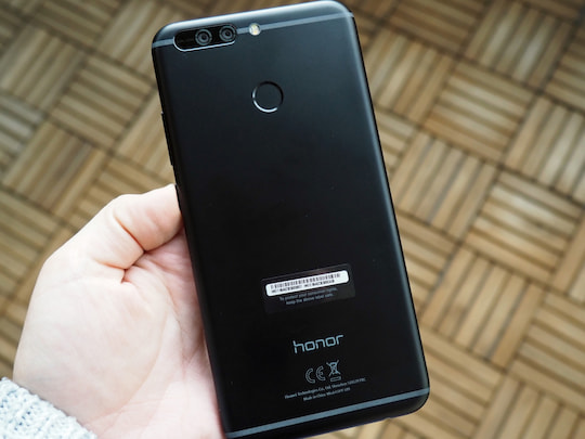 Honor 8 Pro: Matte Metallrckseite zeigt groe hnlichkeit zum iPhone 7