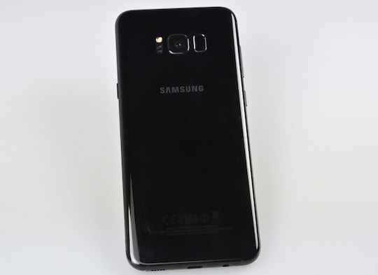 Galaxy S8 Plus: Glasrckseite mit neuer Position fr Fingerabdrucksensor.