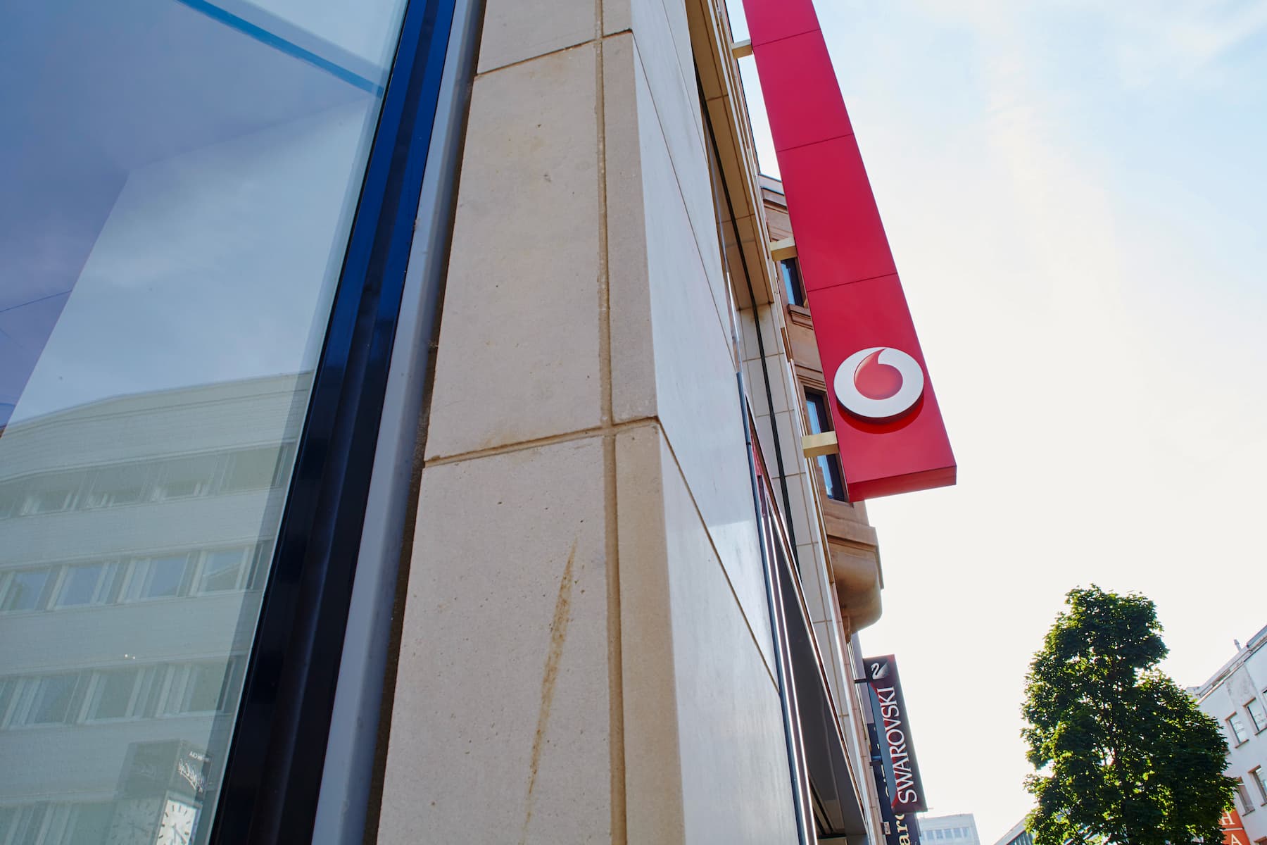 Nach Telekom-Preiserhöhung: Vodafone greift mit 10-Euro ...