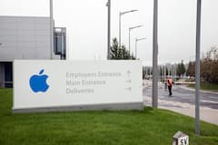 Ein Archivfoto vom 06.09.2016 zeigt den Eingang zur EU-Zentrale des US-Computerkonzerns Apple in Cork, Irland.