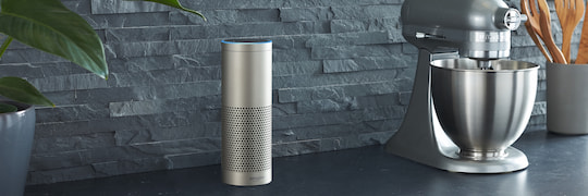 Amazon Echo Plus mit integriertem Smart-Home-Hub