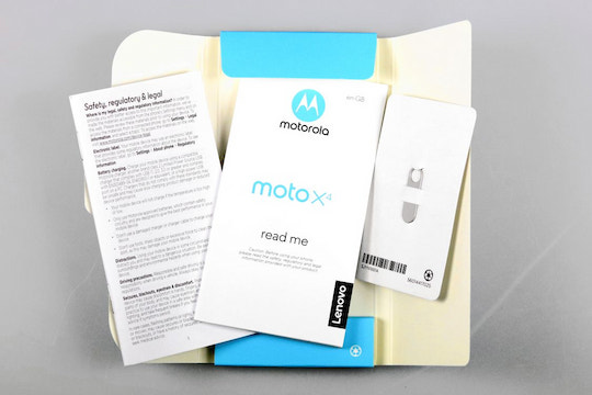 Moto X4 Unboxing