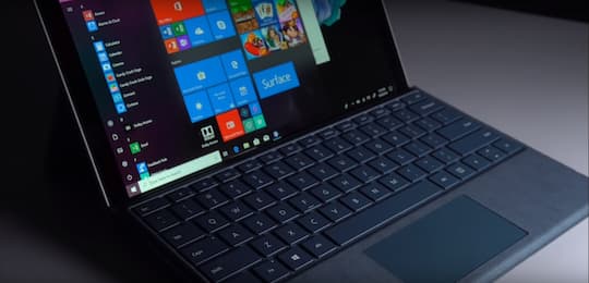 Das angebliche Microsoft Surface Pro 6 mit Tastatur