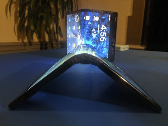 Das Royole Flexpai ist dss erste Tablet mit flexiblem Display.
