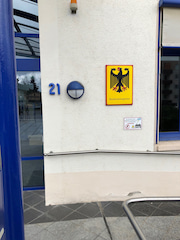 Kleines Jubilum in der Canisiusstrasse 21 in Mainz: Die 6 Milliarden Euro Marke wurde heute berschritten.