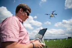 Vernetzte Landwirtschaft mit Drohne