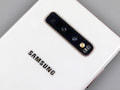 Das Samsung Galaxy S10+ (hier in Ceramic White) ist nach IP68 wasserfest