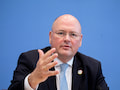 Arne Schnbohm Chef des BSI will keine politischen Entscheidungen im Fall Huawei.