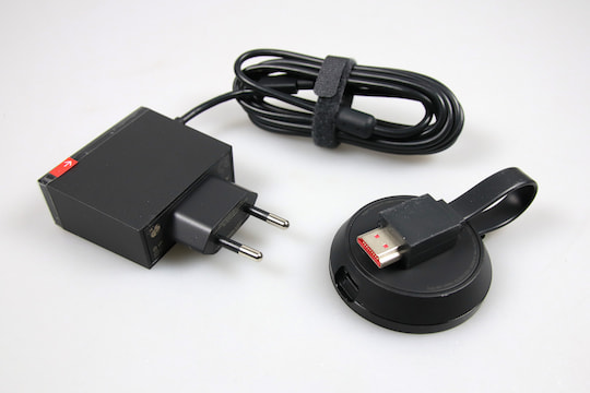 Der Chromecast Ultra wird ber einen HDMI-Anschluss mit einem TV-Gert verbunden