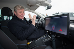 Beim Thema autonomes und vernetztes Fahren hat Niedersachsens Minister Althusmann viel vor.
