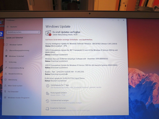 Jetzt mssen Windows-Updates installiert werden