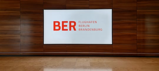Neuer Flughafen Berlin-Brandenburg (EDDB)