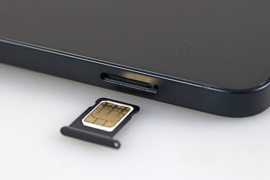 Der Slot bietet nur Platz fr eine Nano-SIM-Karte