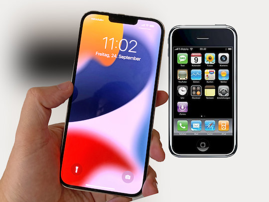 iPhone 13 Pro Max und iPhone der ersten Generation (r.)