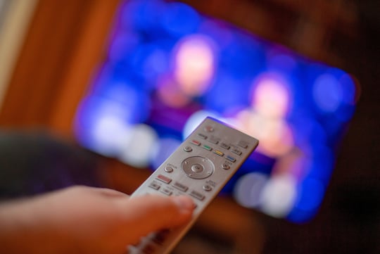 Eine Stunde Video-Streaming (Full-HD) kann laut Berechnungen 220 bis 370 Wattstunden bentigen