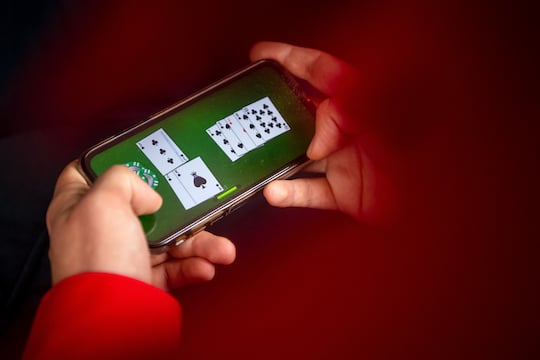 Online-Glcksspiel wohl weiter meist illegal