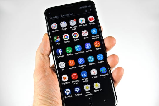 Neues Betriebssystem frs alte Handy (Bild: Samsung Galaxy S9+)