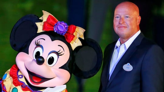 Hat der ehemalige Disney-Chef Bob Chapek Investoren getuscht?