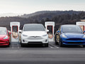 Aufladen am Tesla Supercharger